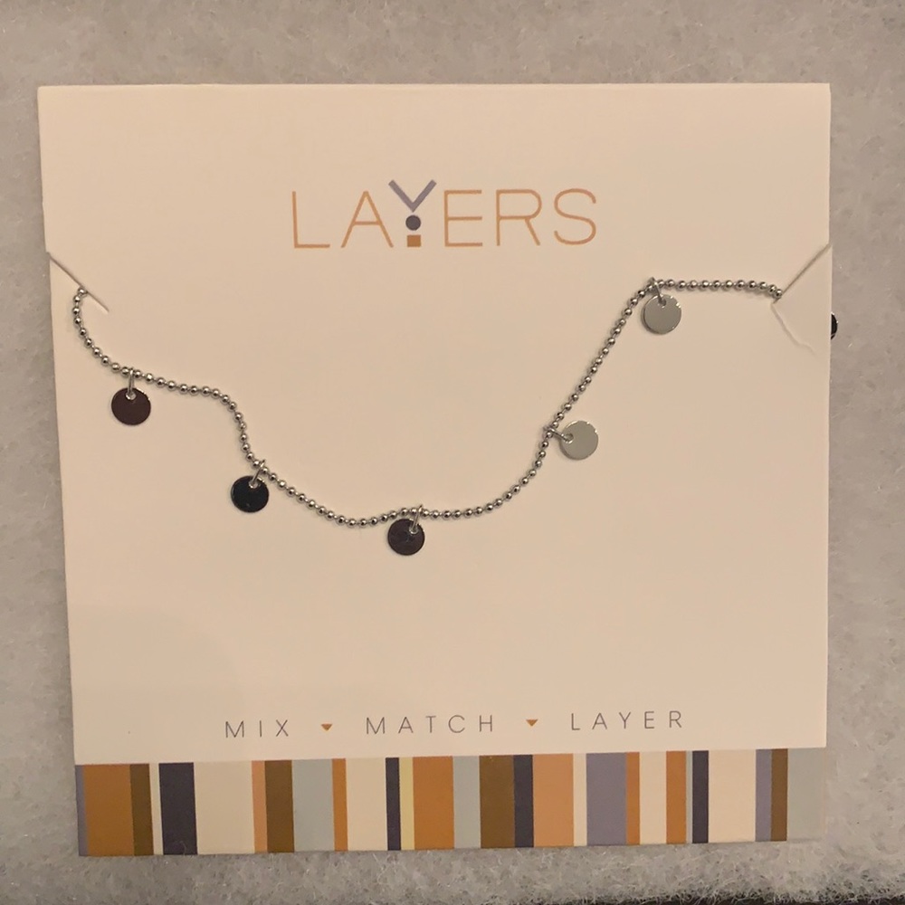 Woman’s silver necklace - Brand New!